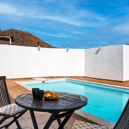 Casa Fatmar Montana Roja-piscina Privada * Playa Blanca (Lanzarote)